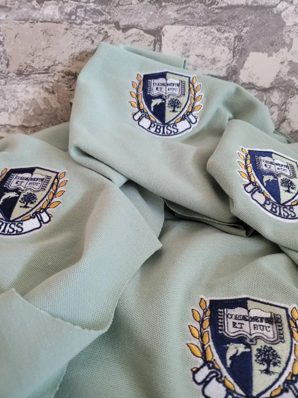 ปักเสื้อไกล้ฉัน ปักเสื้อย่านโบ้เบ้ รับปักเสื้อ รับปักเสื้อผ้า